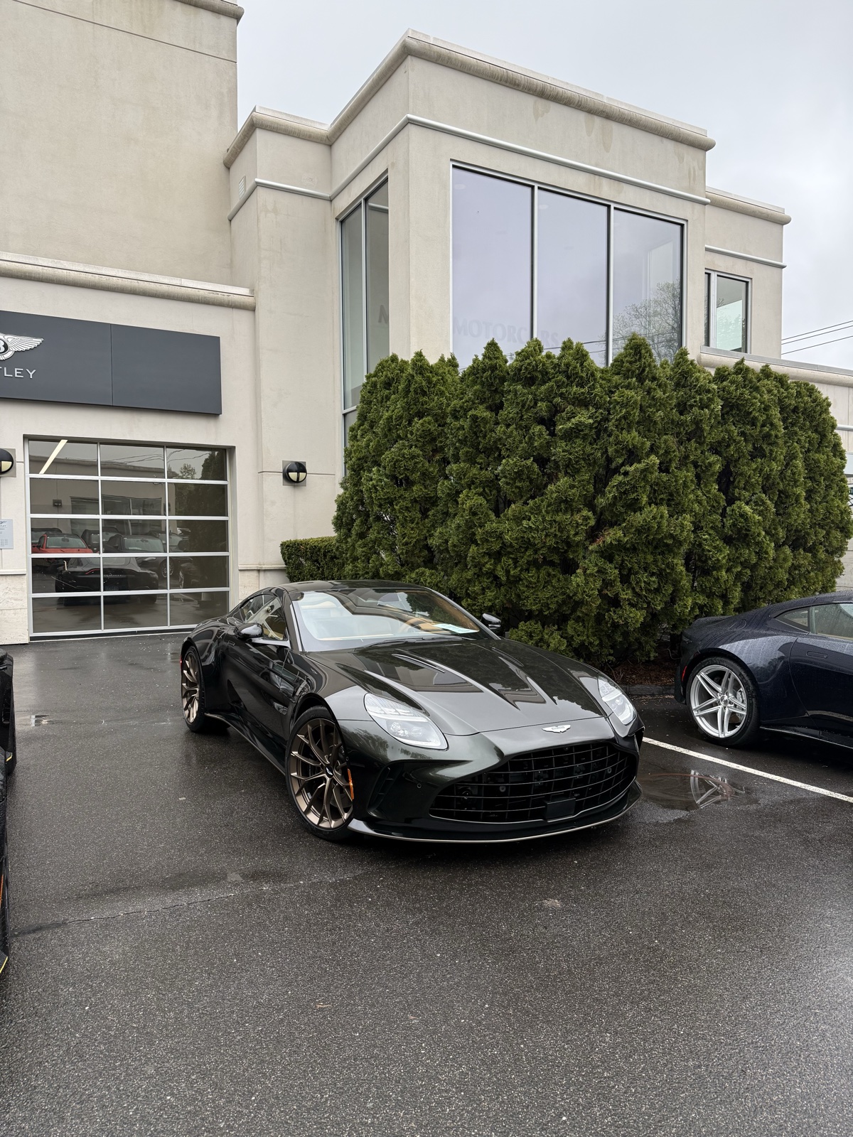 2026 Aston Martin Vantage - Minotaur Green